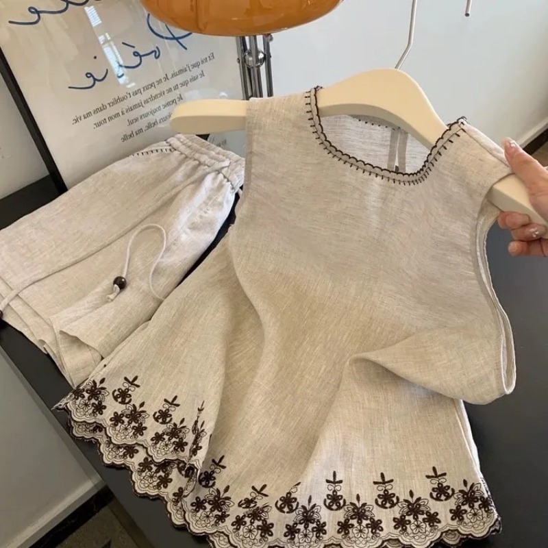 Simple Old Money Style Cotton  - Embroidery Uniform ulasan dan harga