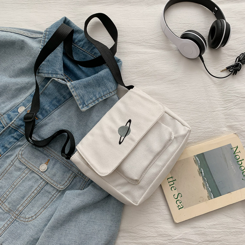 Casual Collage Student Messeng - Embroidery Font ulasan dan harga